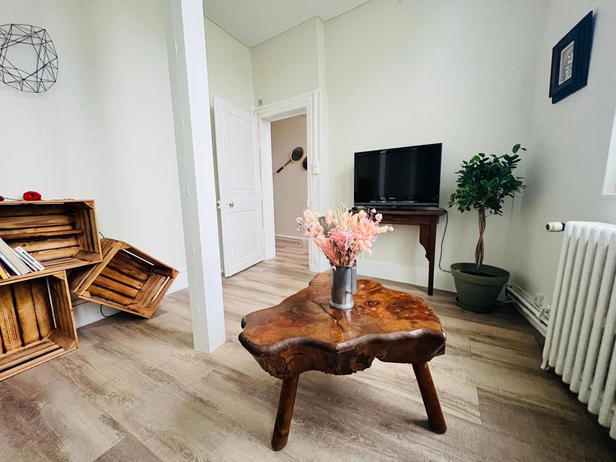 Ferienwohnung Le Coeur De Bourges Exterior foto